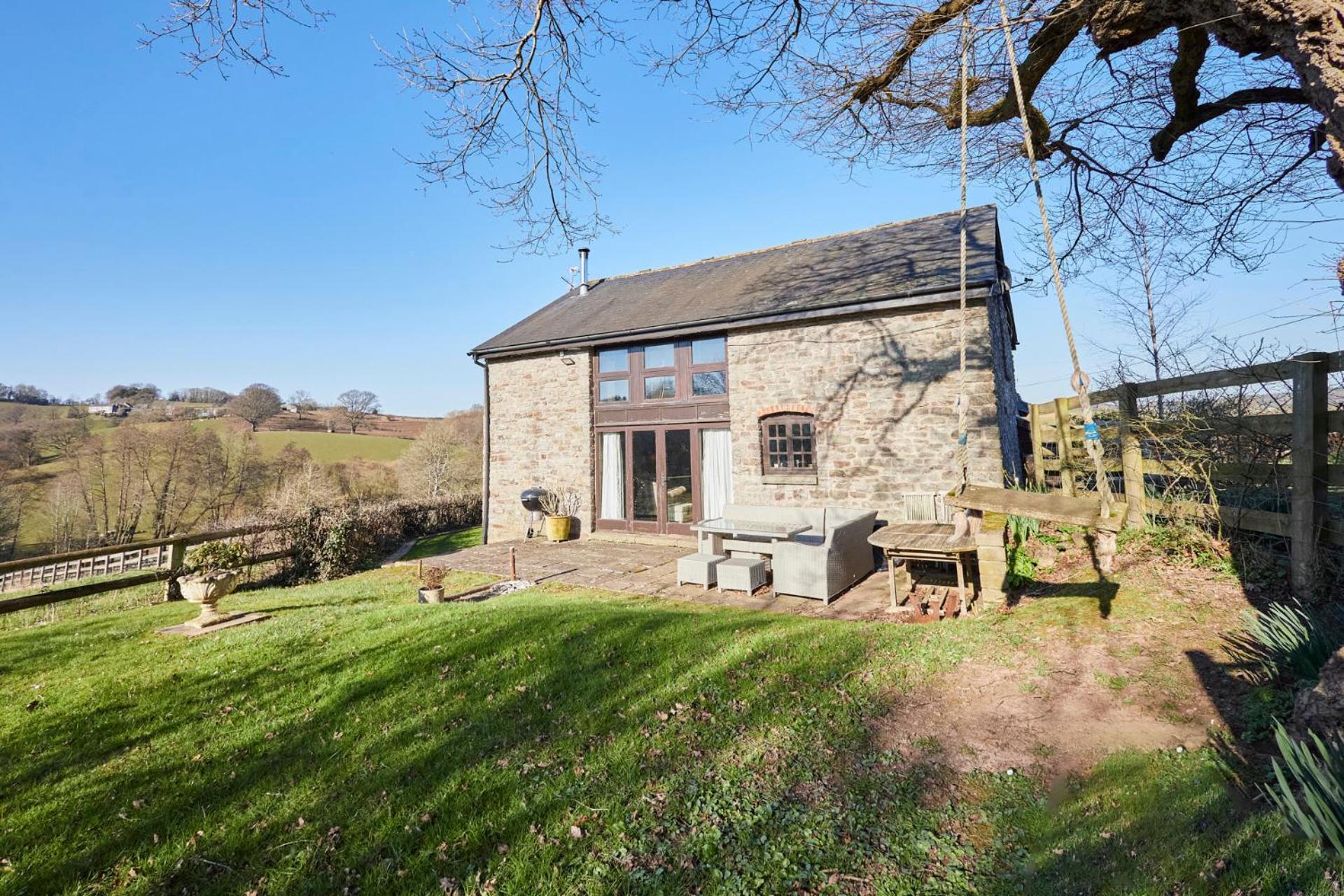Host & Stay - Tregaer Mill Barn Dingestow エクステリア 写真